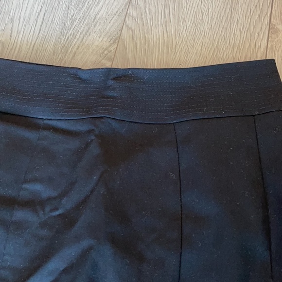 Black pencil skirt - Picture 3 of 6